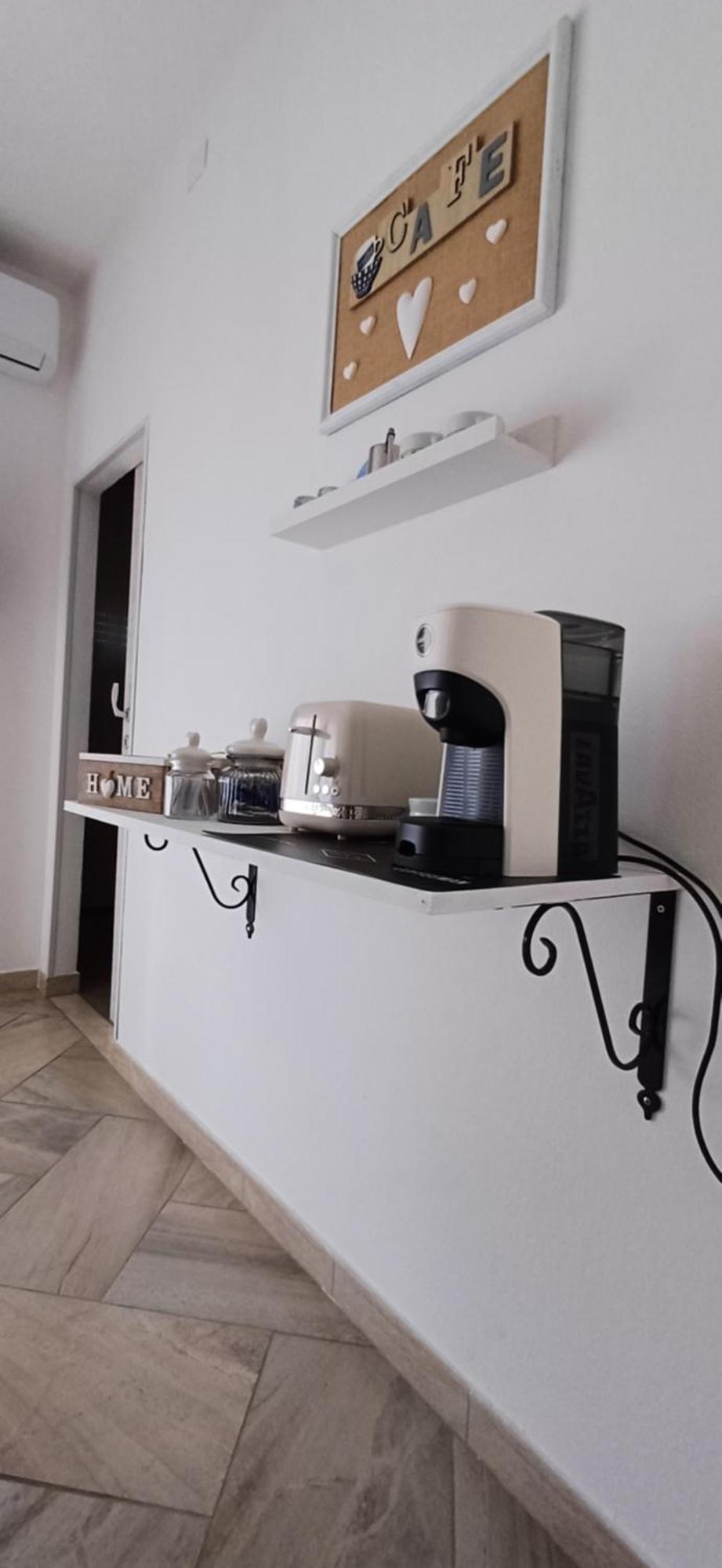 La Casa Di Cry Apartment กาญารี ภายนอก รูปภาพ