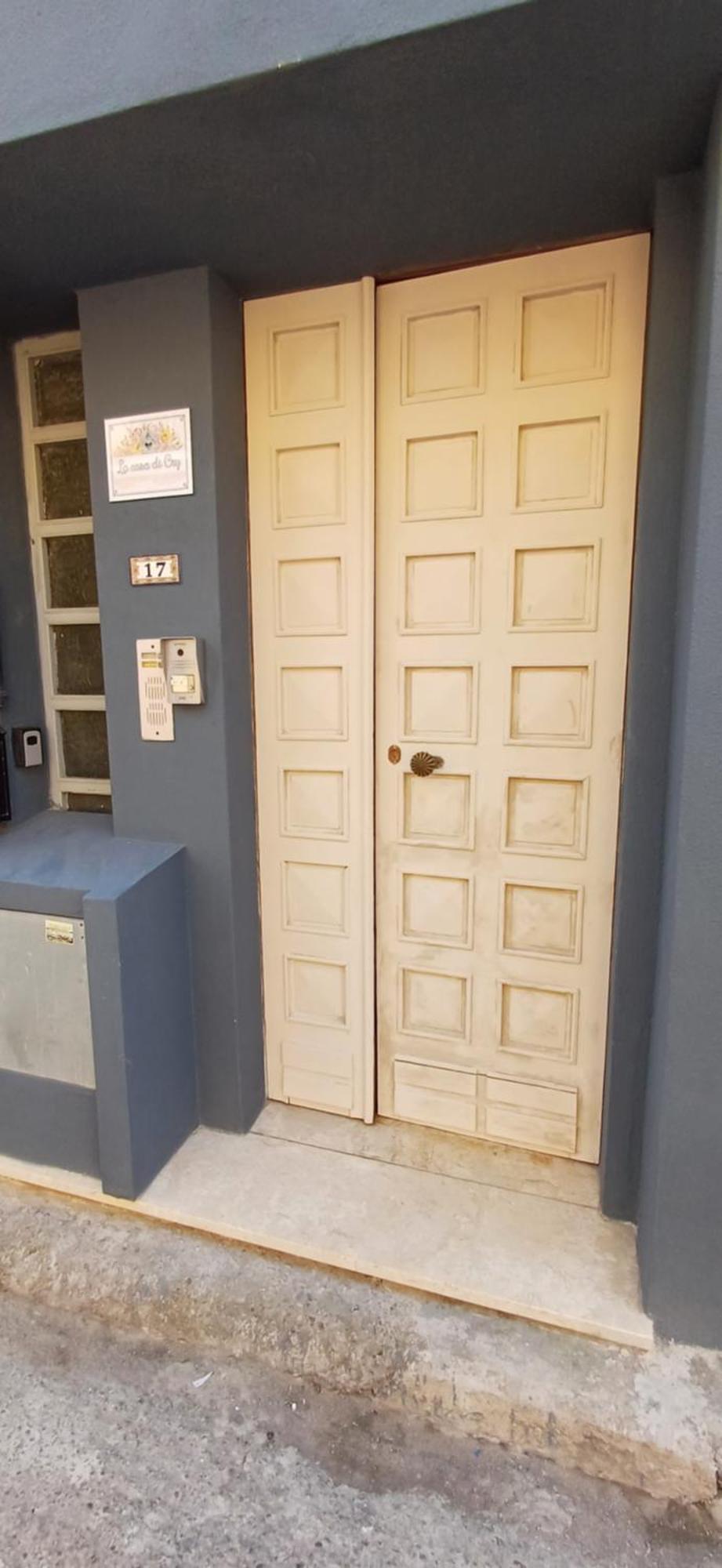 La Casa Di Cry Apartment กาญารี ภายนอก รูปภาพ